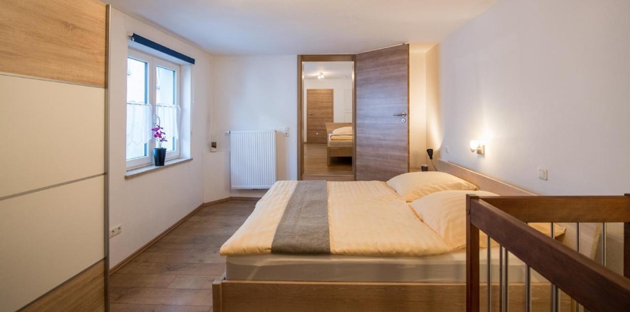 Ferienwohnungen Schmid Regensburg Bagian luar foto