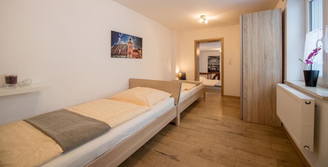 Ferienwohnungen Schmid Regensburg Bagian luar foto
